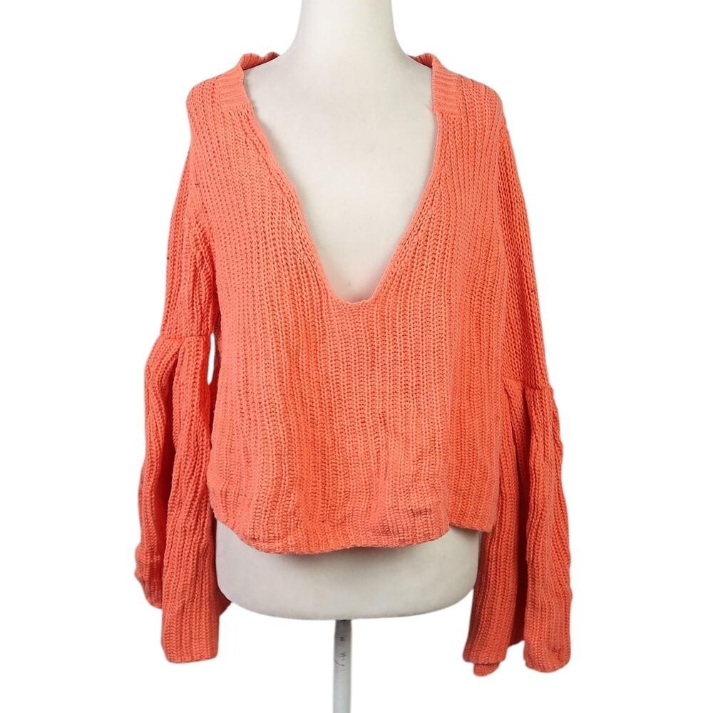 Free People coral orange v-neck flare sleeve crop sweater S